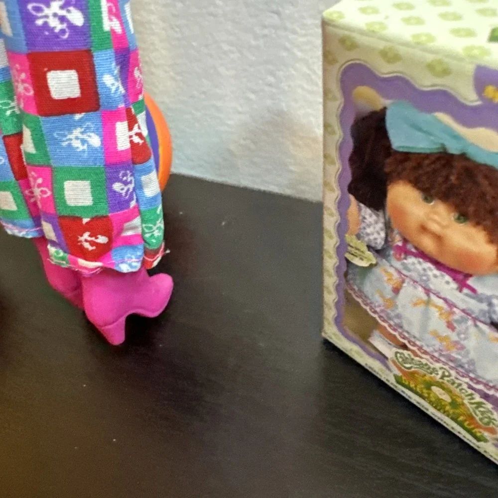 Barbie I'm‎ a Toys R Us Kid 18895 Mattel 1997